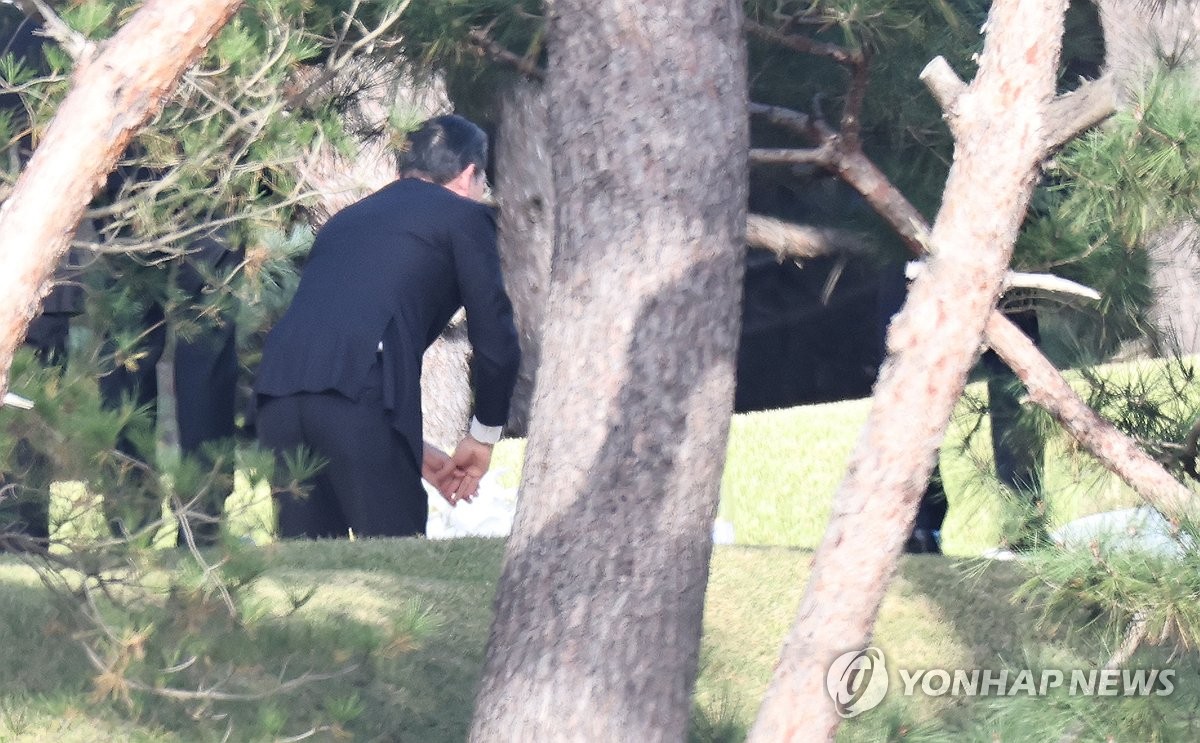 절하는 이재용 회장